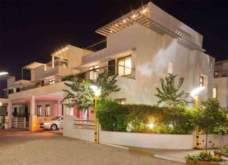 Night View Amit's Bloomfield  Ready Possession Villas in Ambegaon, Pune