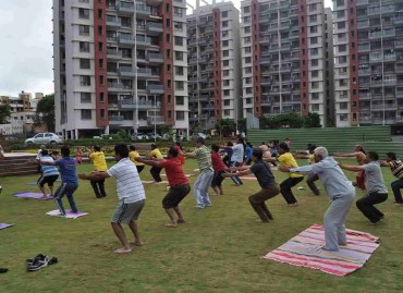 Residents of Amit's Astonia Royale, housing 2 & 3 BHK in Ambegaon, Pune celebrated International Yoga Day 2016